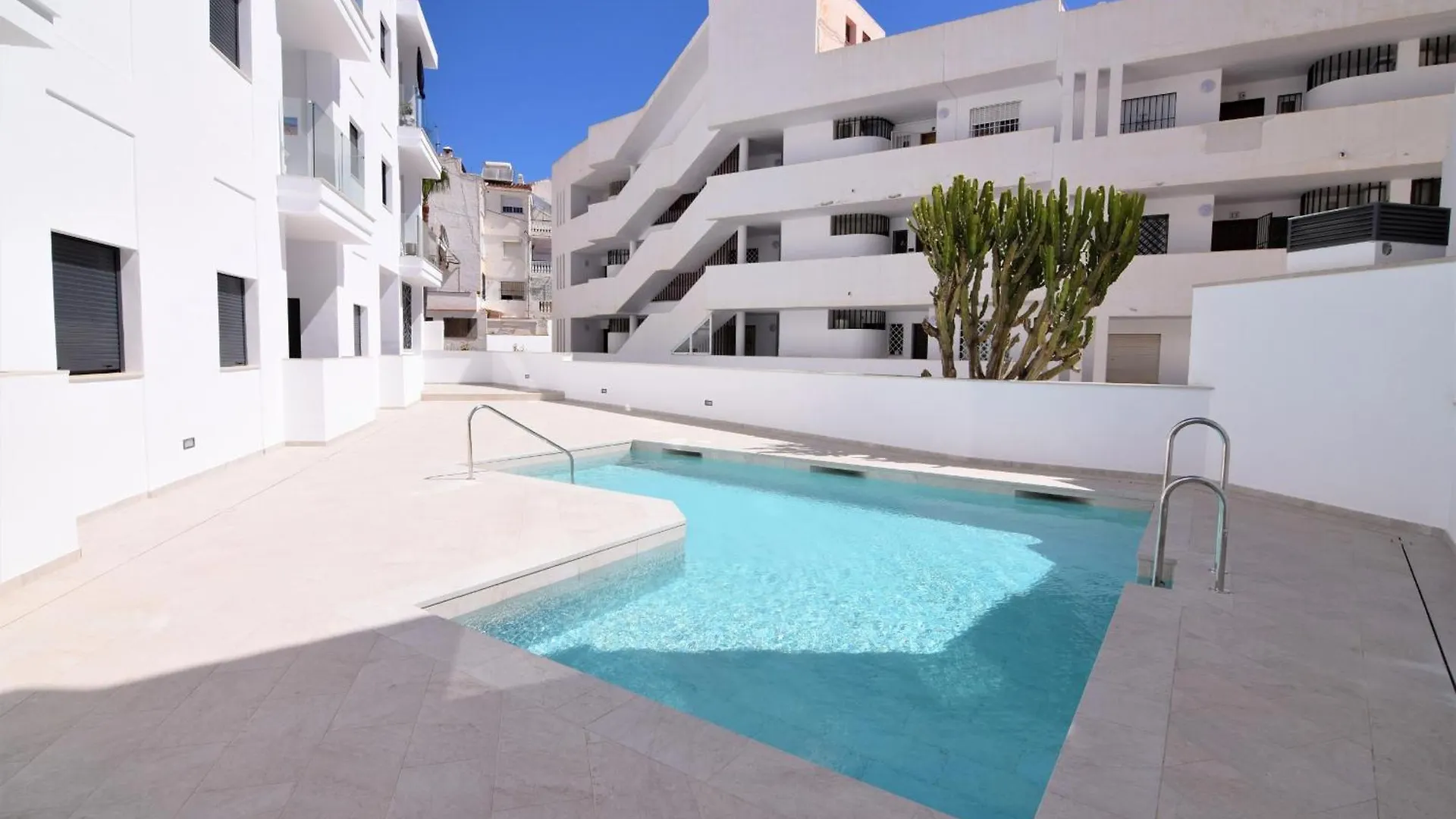 Edf Copenhague Bajo A Eurosur Apartman Nerja
